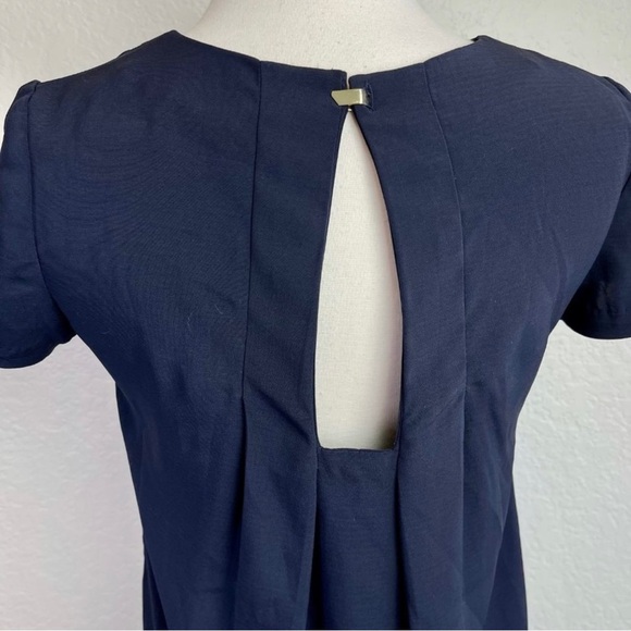 H&M ~ Blue Shift Dress with Fantastic Back Detail ~ Gold Clasp Closure ~ Size 2 - Picture 6 of 8